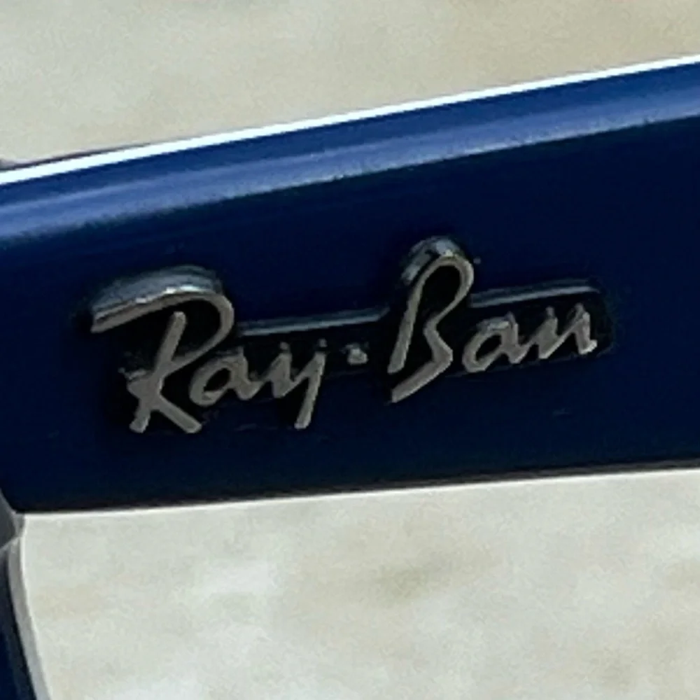 Ray-Ban Wayfarer Classic Sunglasses
